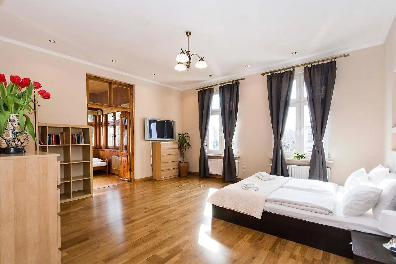 شقة سوبوت  في Golden Beach